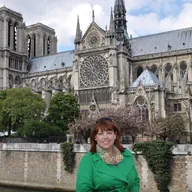 Becca, guest reviewer