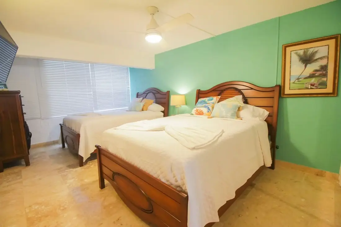 Cozy Condo with Beach Access, photo 5
