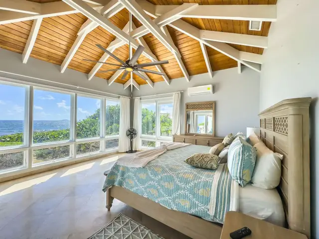 Toes in the Sand Beach House, photo 39