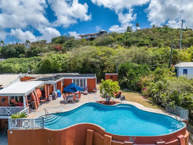 Hook 'em on Paradise, photo 7