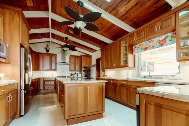 Shoy's Beach House, photo 44