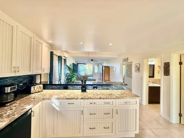 Sunset Oasis, photo 17